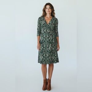 NEW, Anne Klein, Patterned Wrap Dress, Size 14, Green, Black, Pink